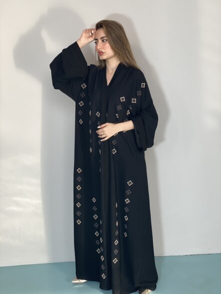 Shmookh Traditional Abaya