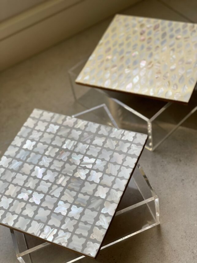 Big transparent  box for accessories w/ polish gray cover