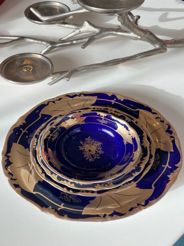 Set of colored Ceramic plates