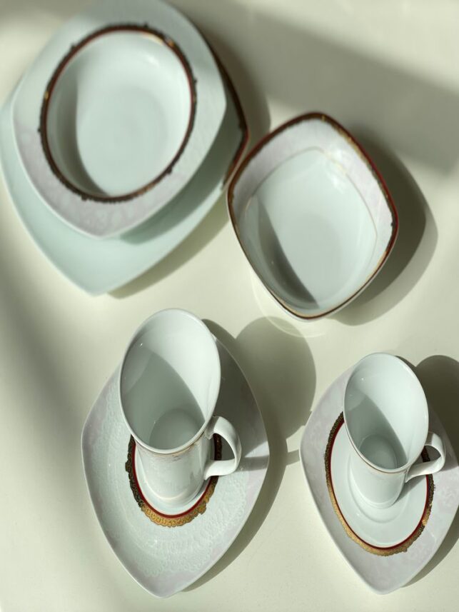 7 Set of colored ceramic plates