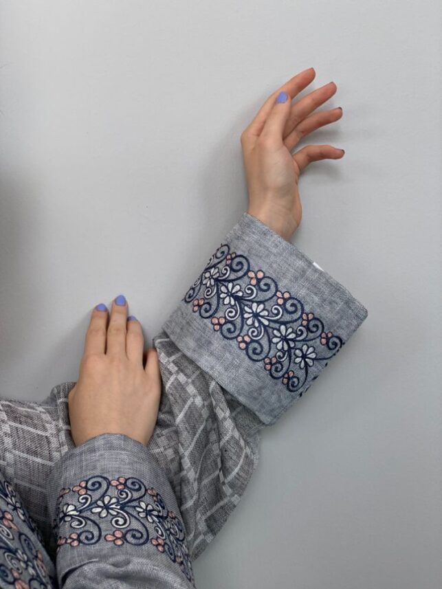 Modern checkered abaya with embroidery linen materials