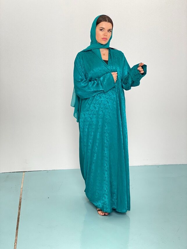 Silk modern abaya printed with flowers