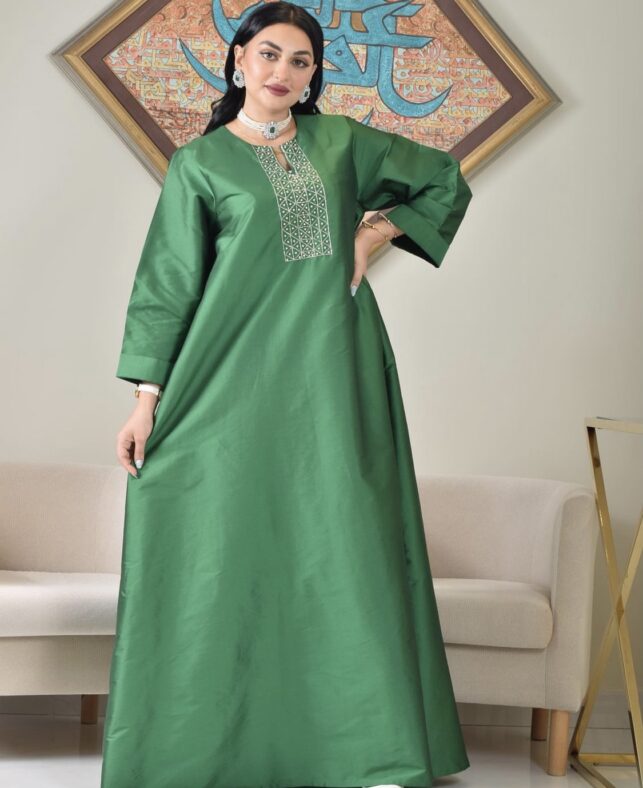Traditional Jalabiya lolo, Crepe materials with embroidery