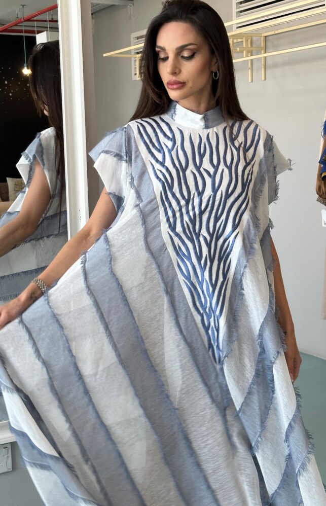 Close neck short sleeve dress, linen materials