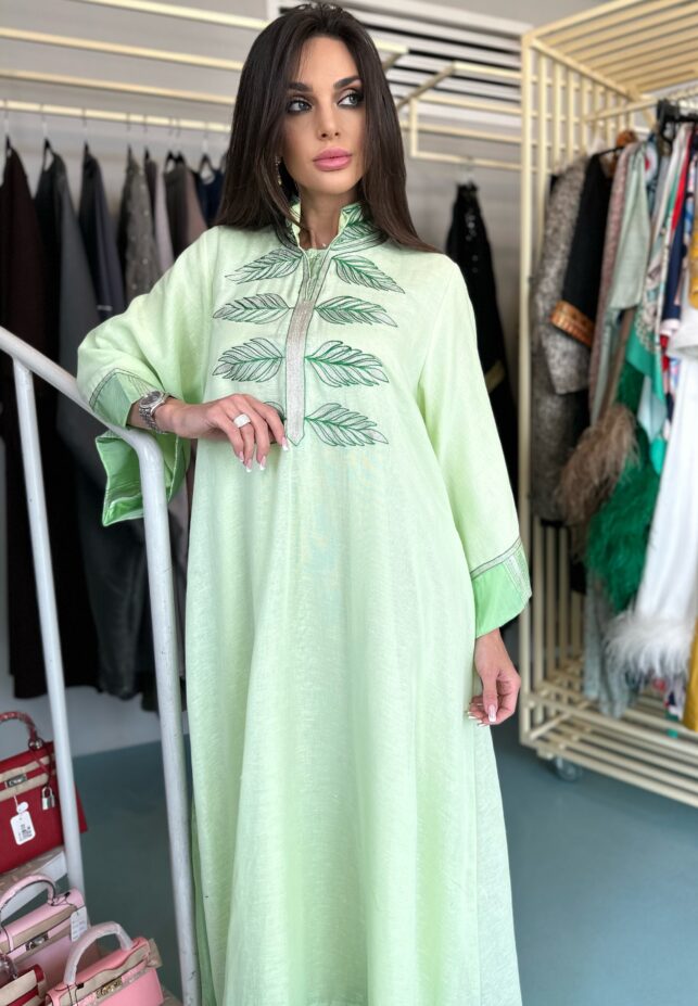 Leafy Caftan, Linen materials