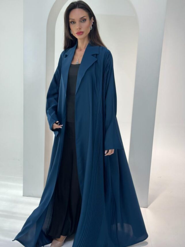 Colored collar abaya, Fleece materials