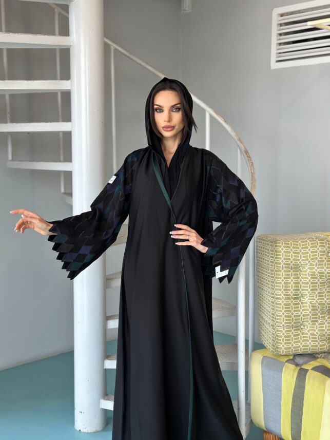 Crafted design abaya, Crepe materials