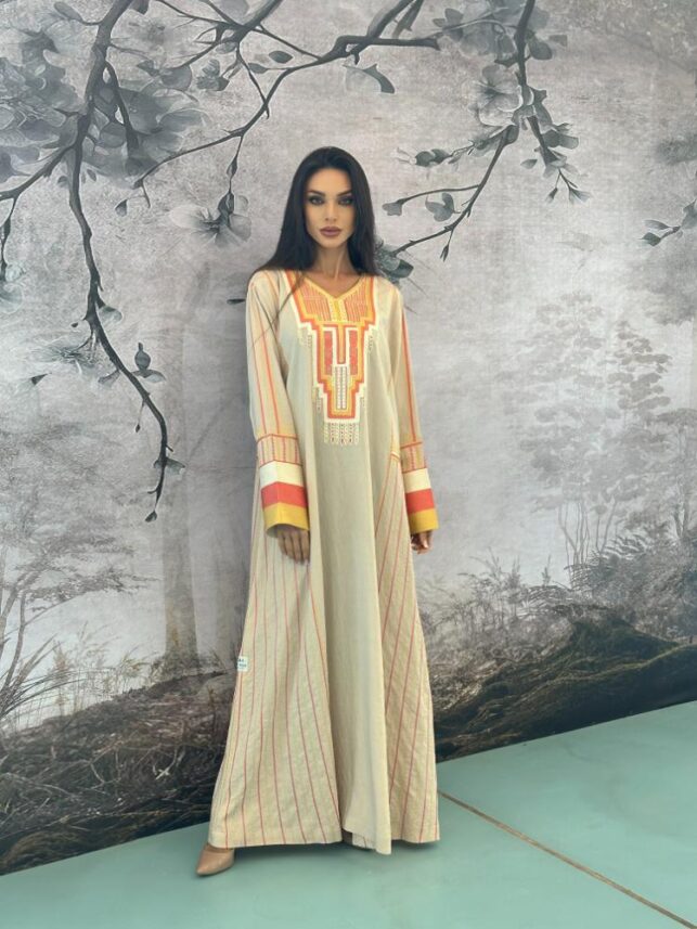 Caftan w/ threaded embroidery, Crepe mterials