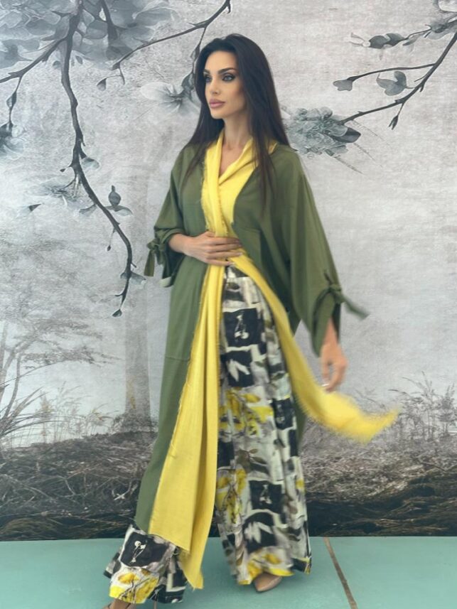 Top & Trousers painted w/ pocket, Linen materials