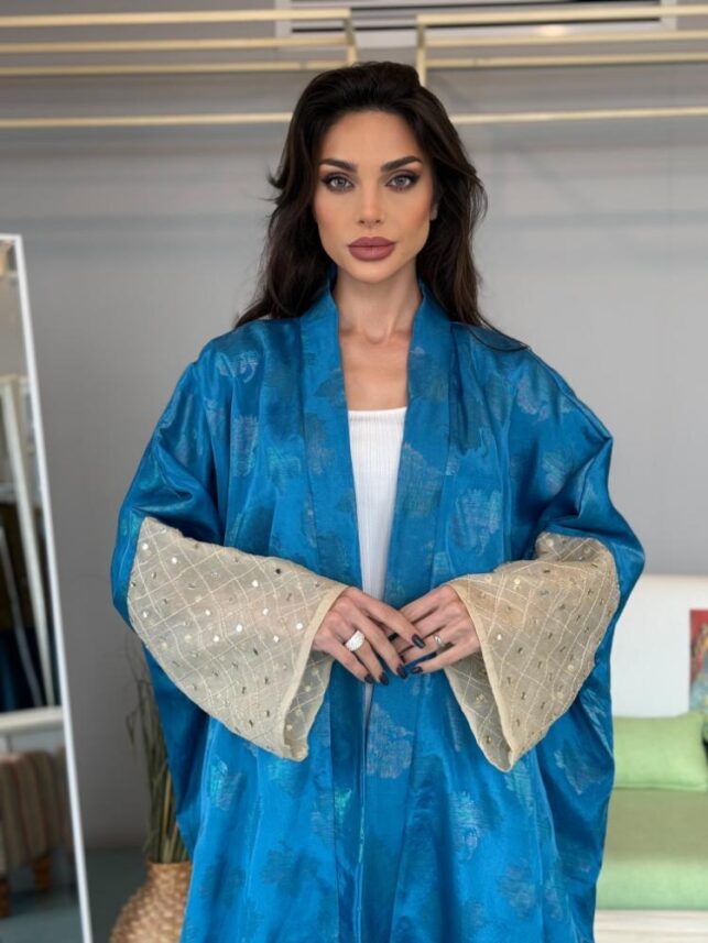 Colored Bisht Cardigan, Fine Velvet materials